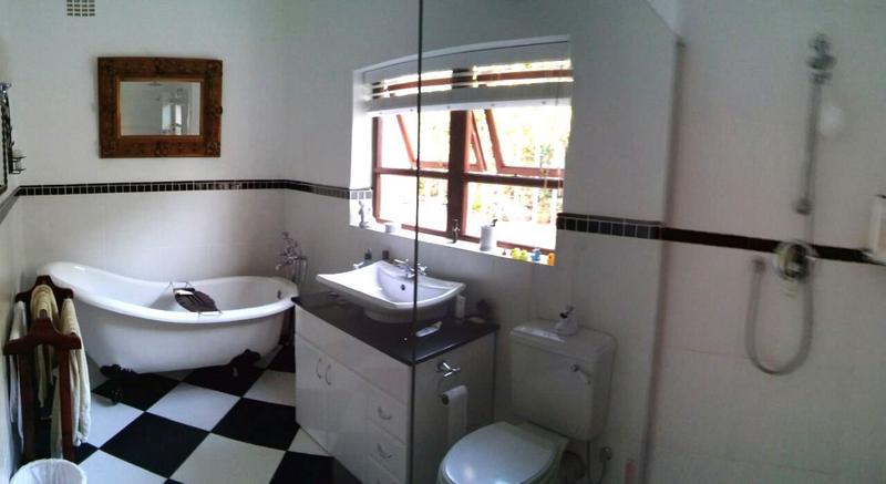 4 Bedroom Property for Sale in Fish Hoek Western Cape